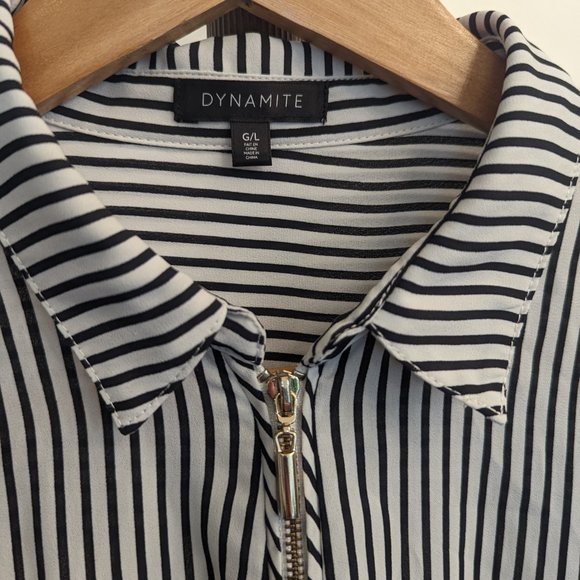 Vertical Black & White Stripped Dynamite Blouse s:L - Picture 5 of 7